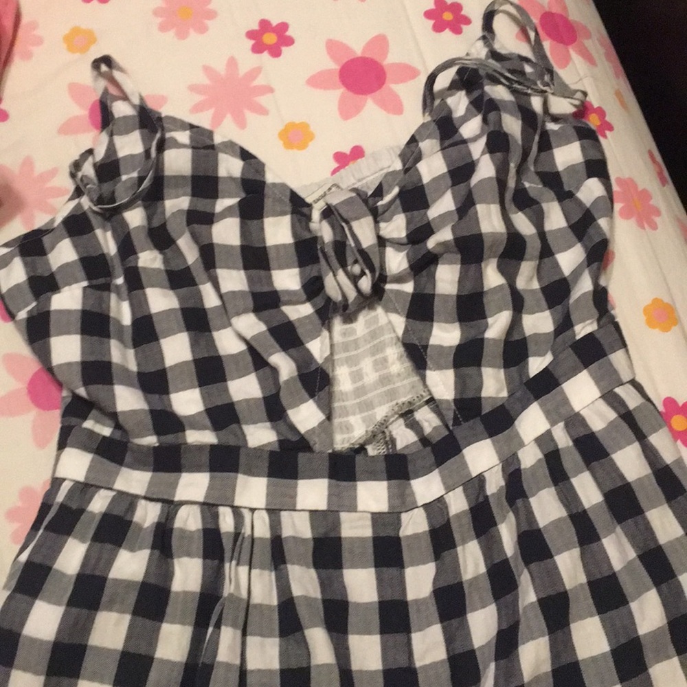 Romper - Picture 3 of 5
